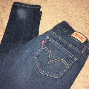 Levi’s 524 Skinny Jeans